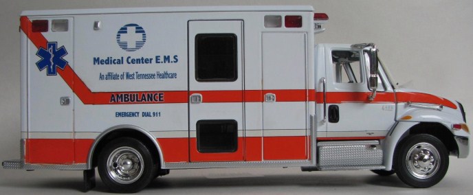 Custom First Gear International 4400 Ambulance